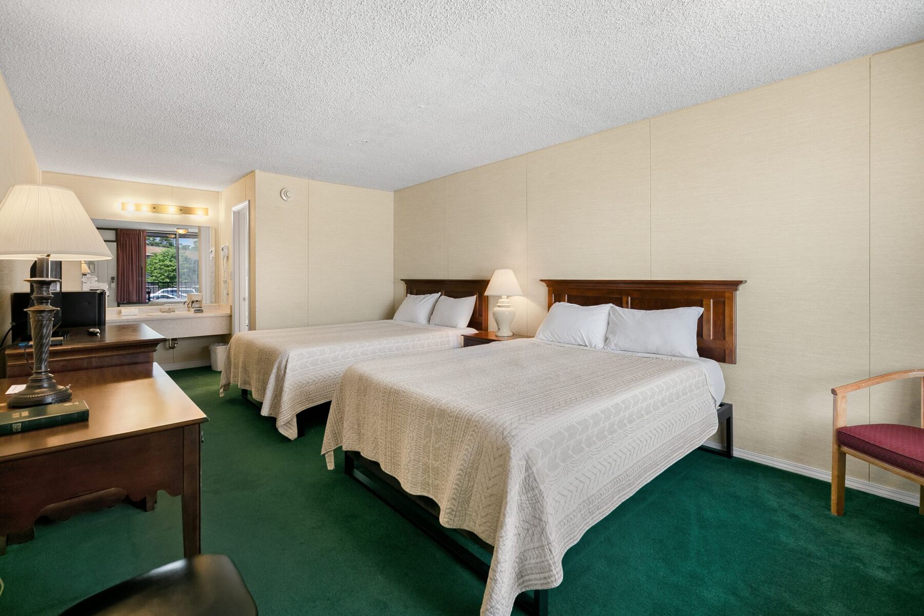 Classic room with two queen beds